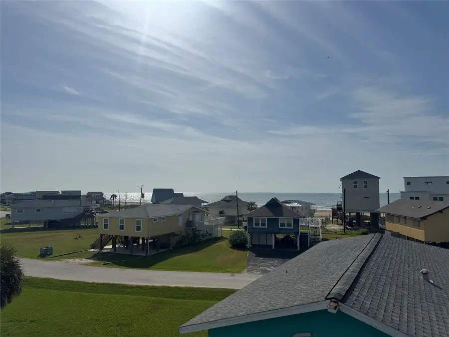 16716 Jamaica Beach Road, Jamaica Beach, TX 77554 - Image #2