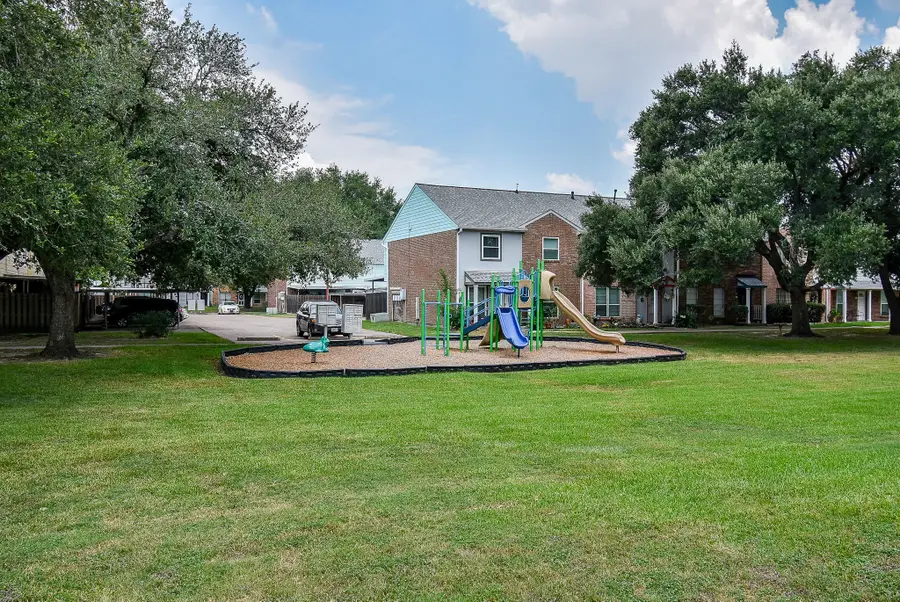 4251 Young Street, Pasadena, TX 77504 - Image #3