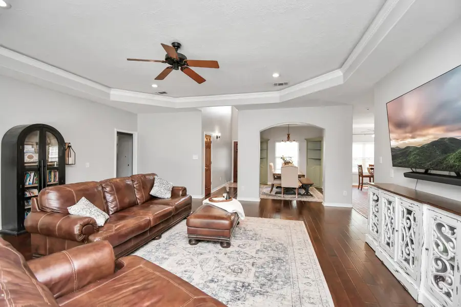 220 Cherokee Circle, Wallisville, TX 77597 - Image #3