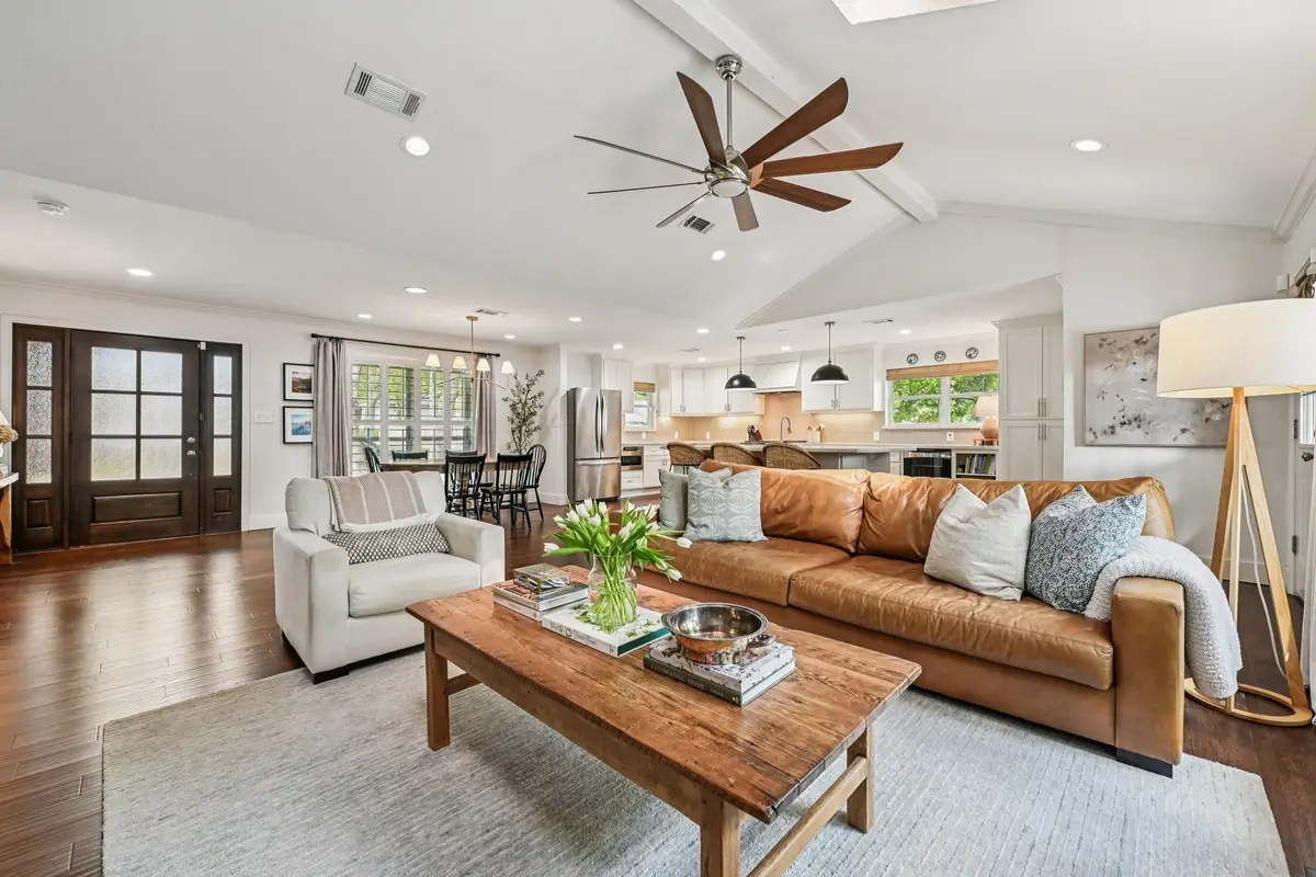 11403 Valley Spring Drive, Houston, TX 77043 - #1