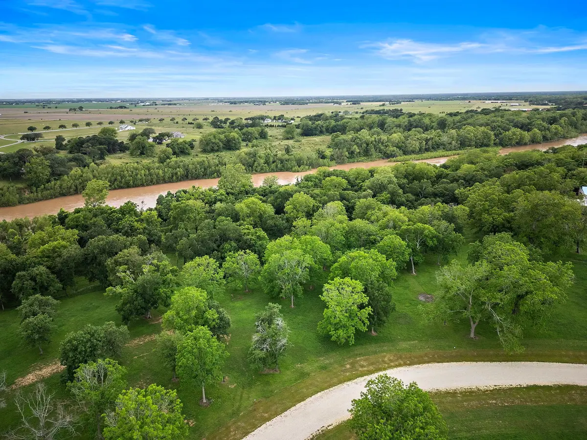 32919 Southern Manors Drive, Fulshear, TX 77441 - Image #1