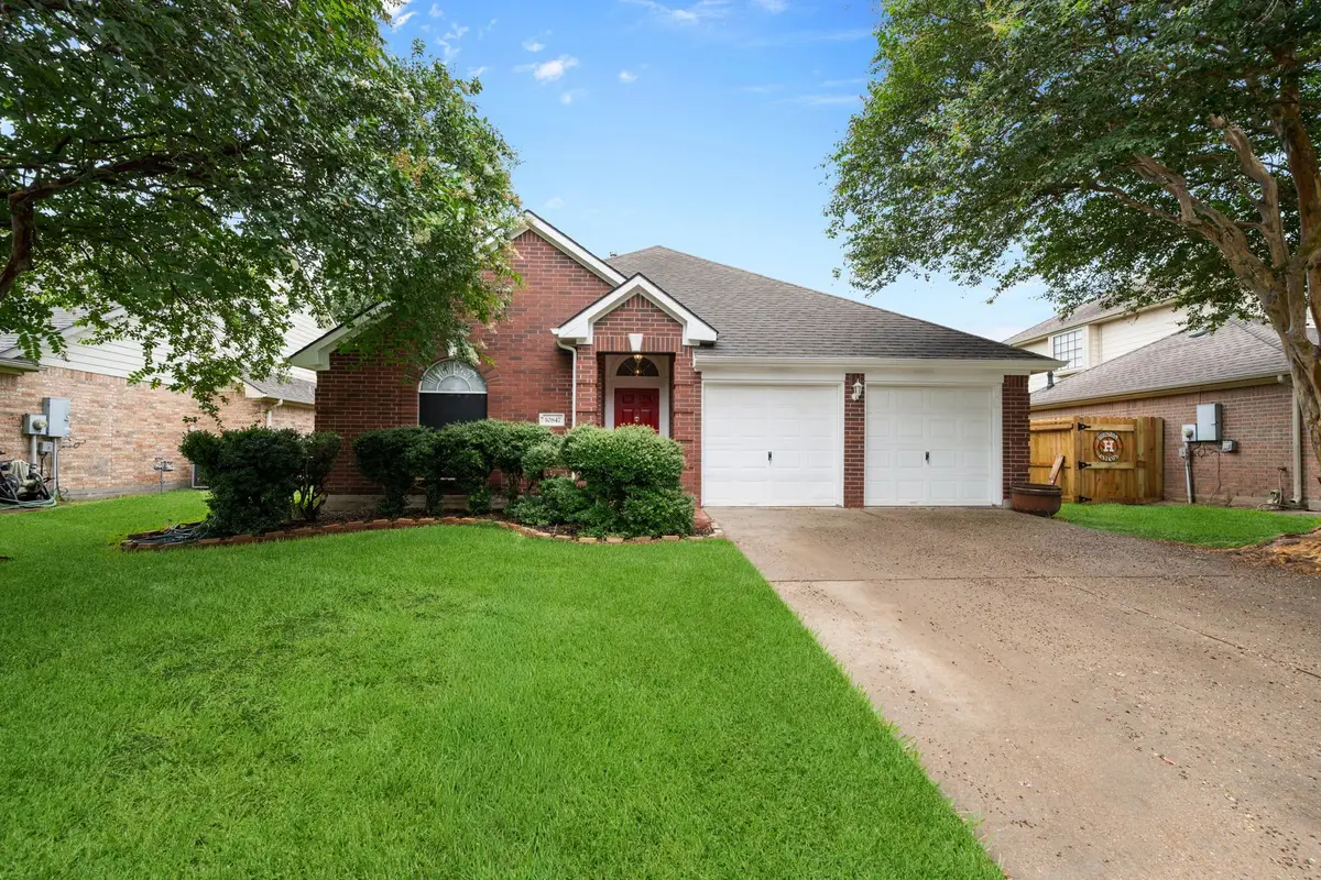 10847 Spruce Drive S, La Porte, TX 77571 - #1