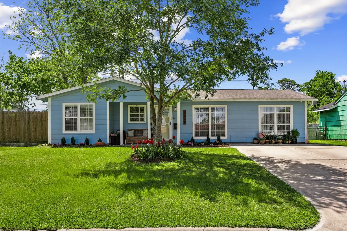 5874 Beldart Street, Houston, TX 77033 - #1