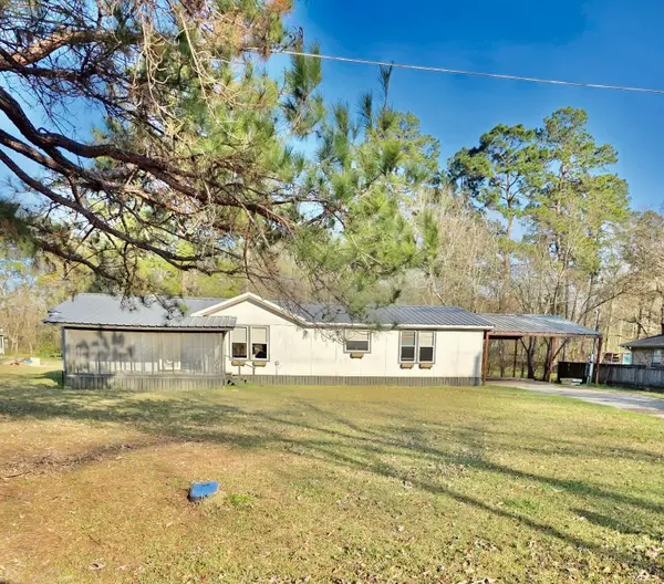 366 County Road 3182, Cleveland, TX 77327