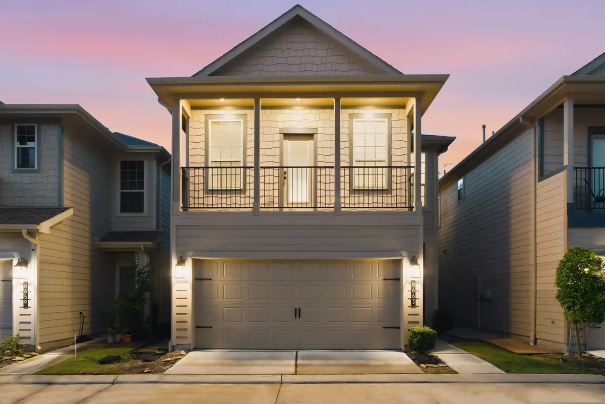 8663 Cedardale Park Drive, Houston, TX 77063 - Image #1
