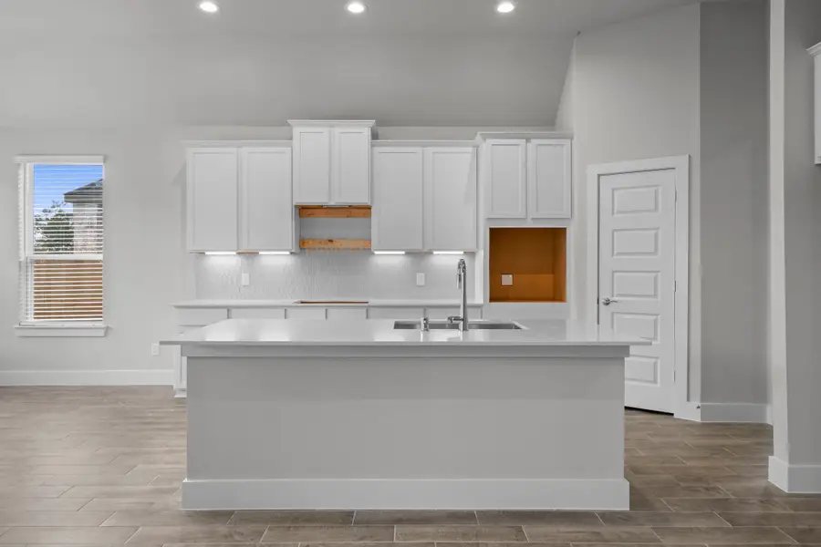 3212 Bushy Hawthorne Drive, Conroe, TX 77301 - Image #2