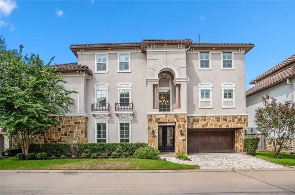908 Amelia Street, Sugar Land, TX 77478