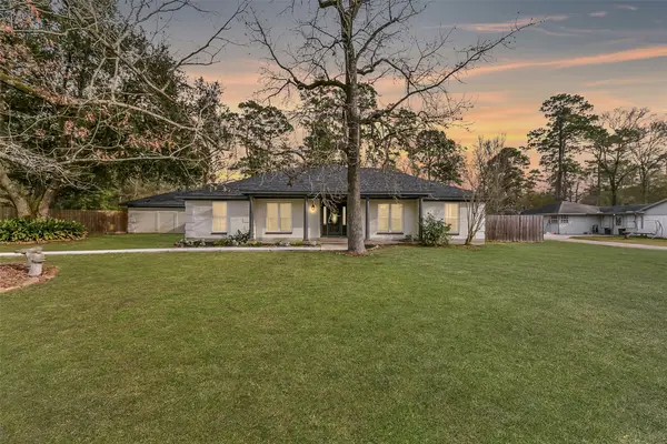 2410 Roman Forest Boulevard, New Caney, TX 77357