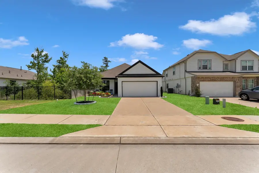 111 Mouflon Drive, Huntsville, TX 77320 - #2