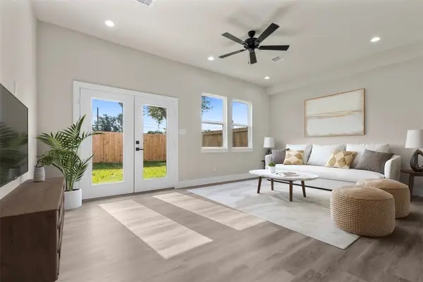 7220 Avenue B, Houston, TX 77011