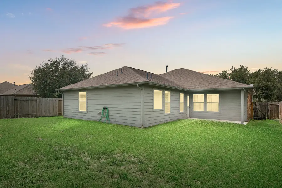 3010 Lockeridge Village Drive, Southeast Montgomery, TX 77386 - Image #2