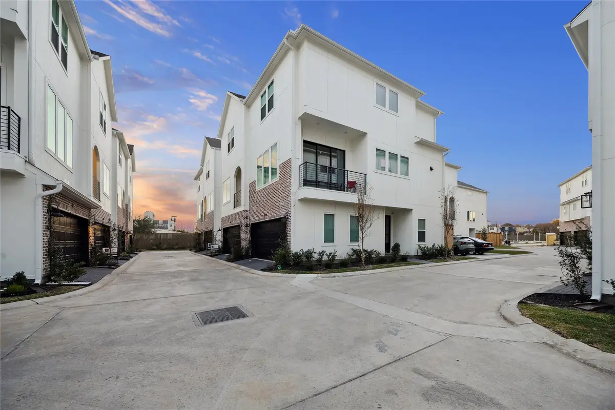 3075 Hicks Street, Houston, TX 77007 - #1