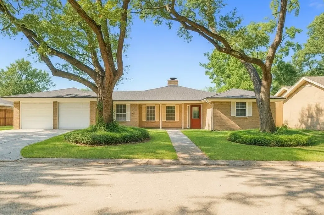 2202 Palomar Street, Baytown, TX 77520 - Image #1