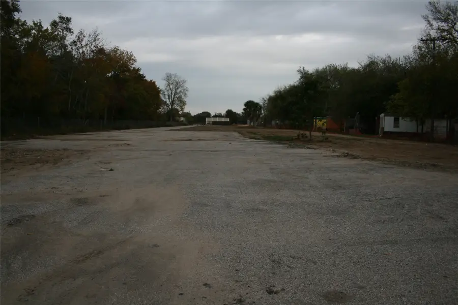 628 Highway 3 S, League City, TX 77573 - Image #3