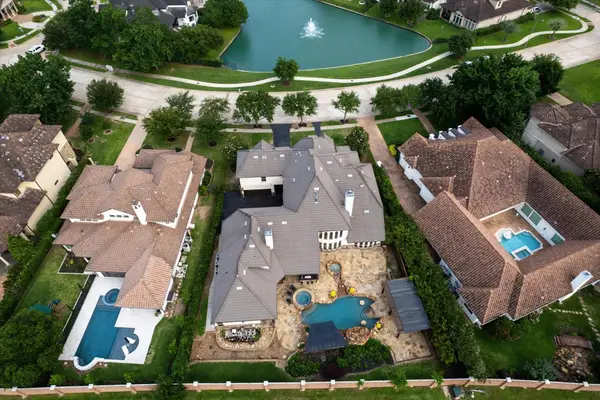 1115 Grand Estates Drive, Richmond, TX 77469