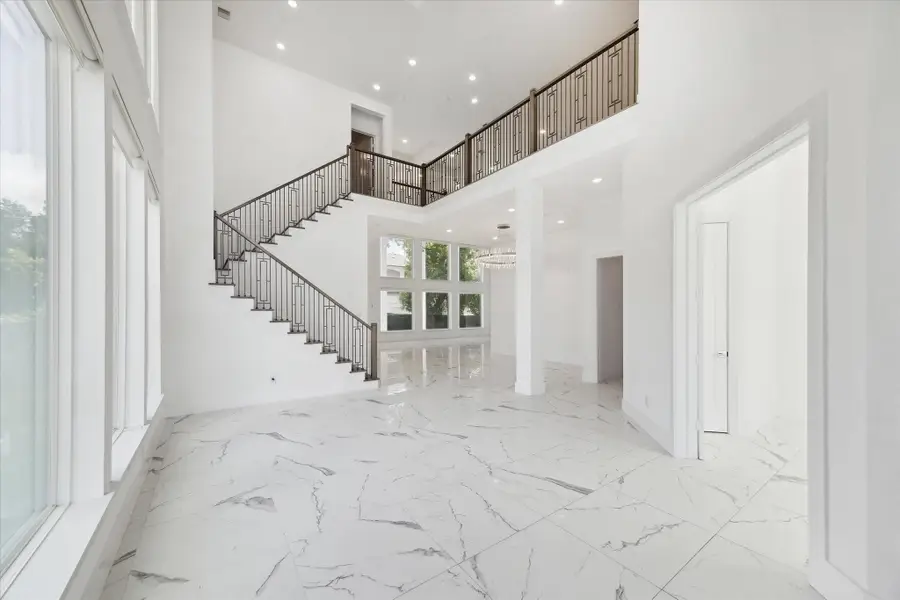 4670 Cedar Street, Bellaire, TX 77401 - #3
