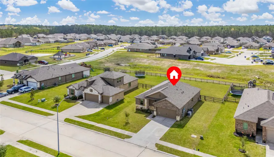 213 Kickapoo Drive, Anahuac, TX 77514 - #2