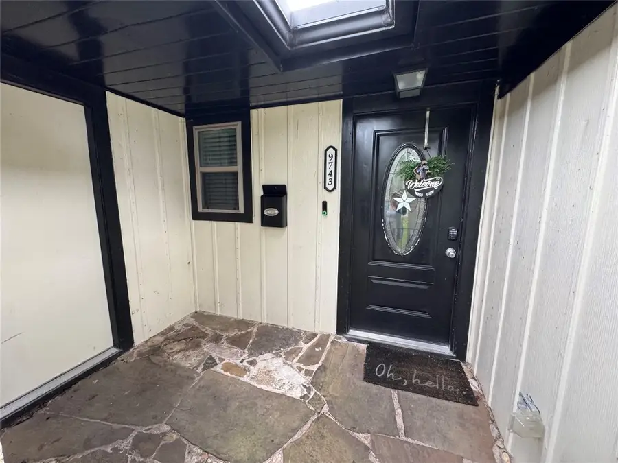 9743 Santa Monica Boulevard, Houston, TX 77089 - #2