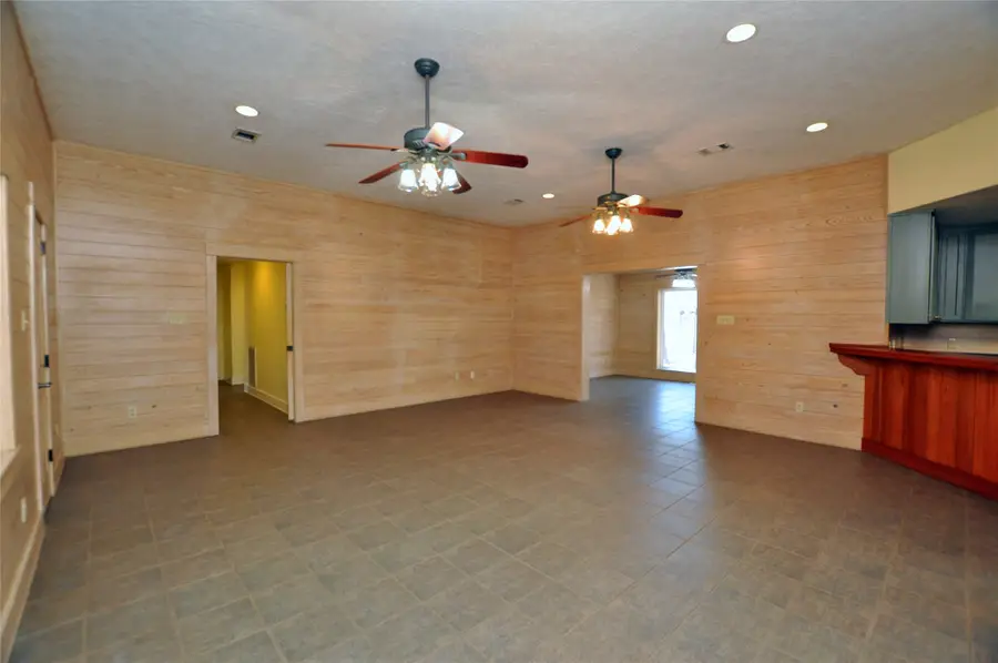 16885 Rabon Chapel Road, Montgomery, TX 77316 - Image #3
