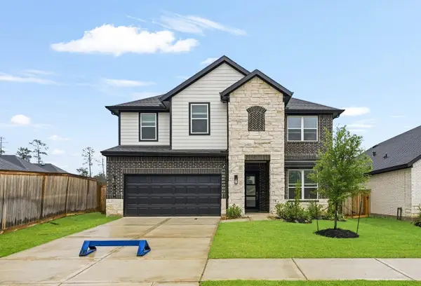 428 Summerset Landing Court, Conroe, TX 77304