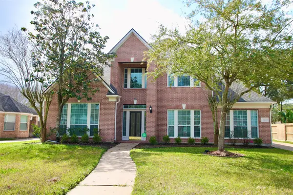 3410 Farnham Circle, Pearland, TX 77584