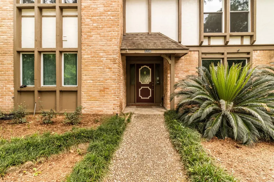 3238 Redwood Lodge Dr Drive, Kingwood, TX 77339 - #2