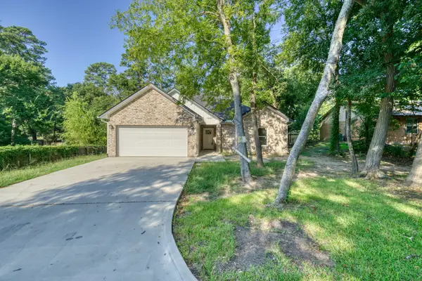 1112 Holly Springs, Huntsville, TX 77320