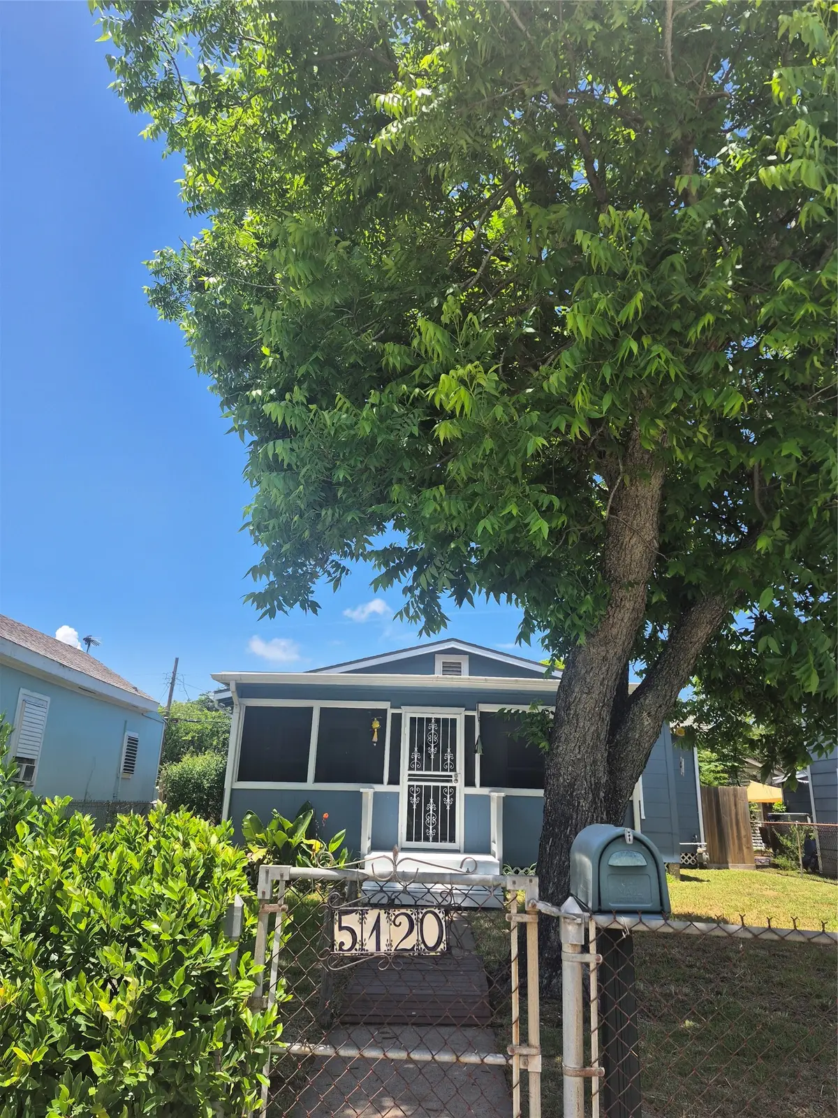 5120 Avenue S, Galveston, TX 77551 - #1