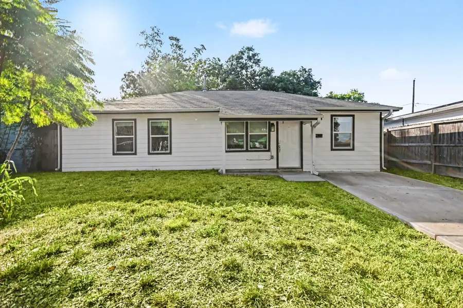 7346 Okinawa Road, Houston, TX 77033 - #2