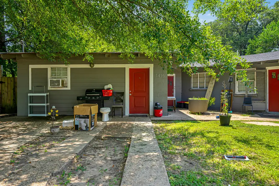 1415 20 1/2 Street, Huntsville, TX 77340 - #3