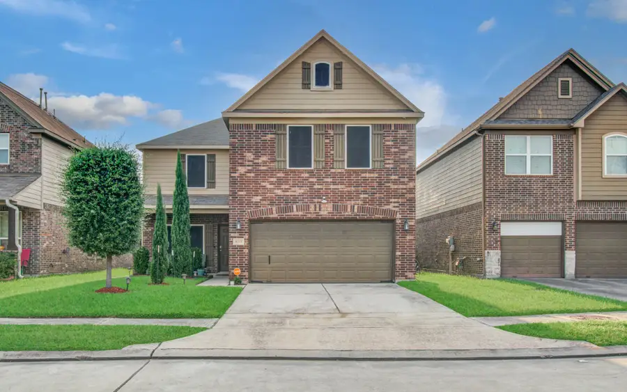 8215 Oat Meadow Trail, Houston, TX 77049 - Image #2