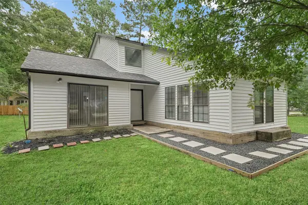 18009 Split Oak Circle, New Caney, TX 77357