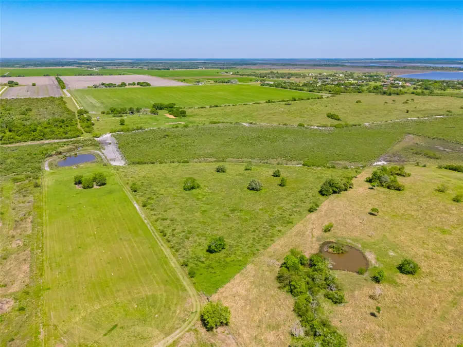 0 Park Rd, Port Lavaca, TX 77979 - #3