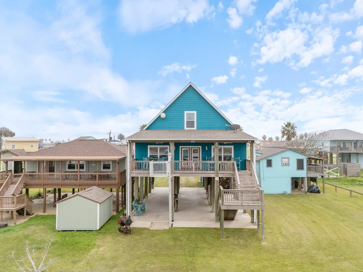 1390 County Road 201, Sargent, TX 77414 - #1