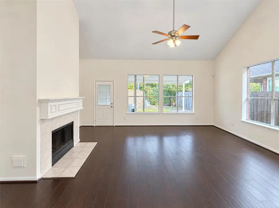 12522 Meadowglen Drive, Meadows Place, TX 77477 - #2