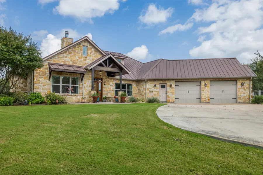 1045 Yaupon Creek Estate, Columbus, TX 78934 - Image #2