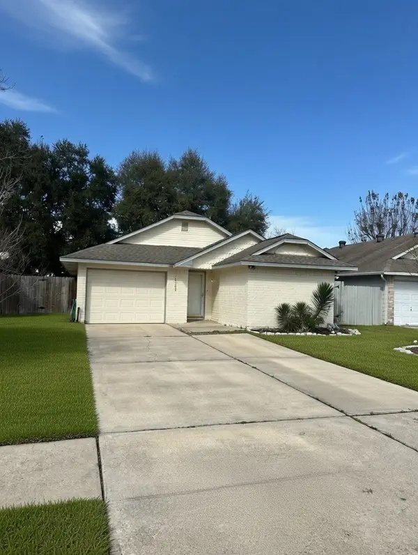 16142 Barbarossa Drive, Houston, TX 77083