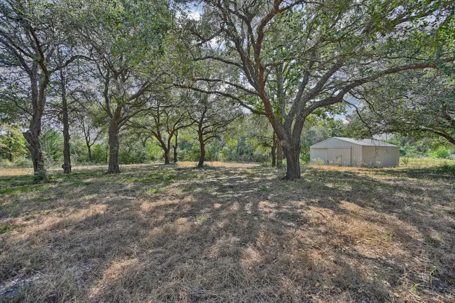 18105 Sweed Road, Washington, TX 77880 - Image #2