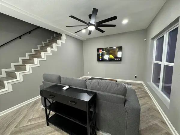 1115 Augusta Drive #38, Houston, TX 77057