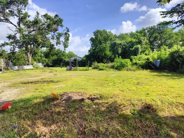 862 Granville Drive, Houston, TX 77091