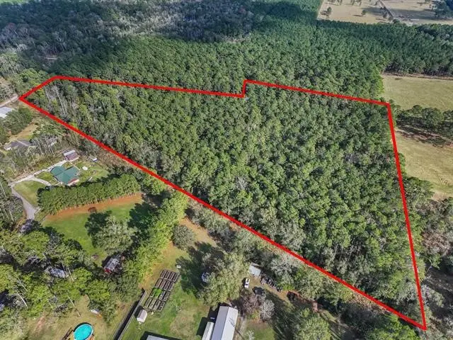 1284 Bobcat Circle, Orange, TX 77632 - Image #1