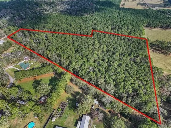 1284 Bobcat Circle, Orange, TX 77632