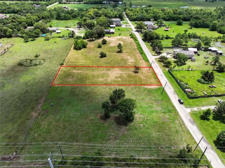 7720 Beasley Street, Hitchcock, TX 77563 - Image #3