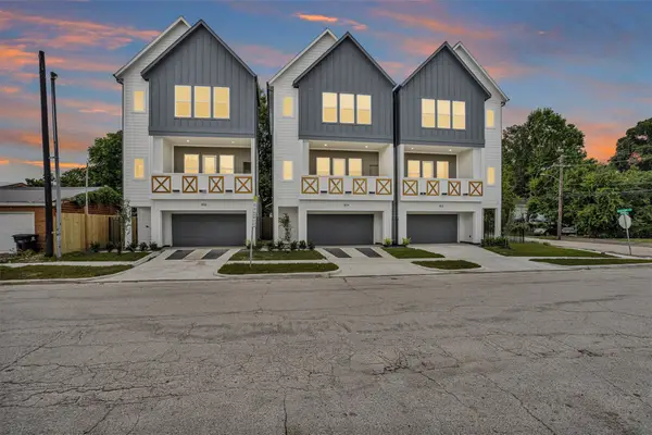 806 Schweikhardt St, Houston, TX 77020