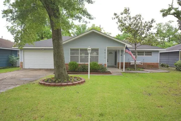 9610 Westview Drive, Houston, TX 77055