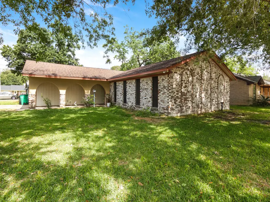 1304 Greenwood Drive, Baytown, TX 77520 - #3