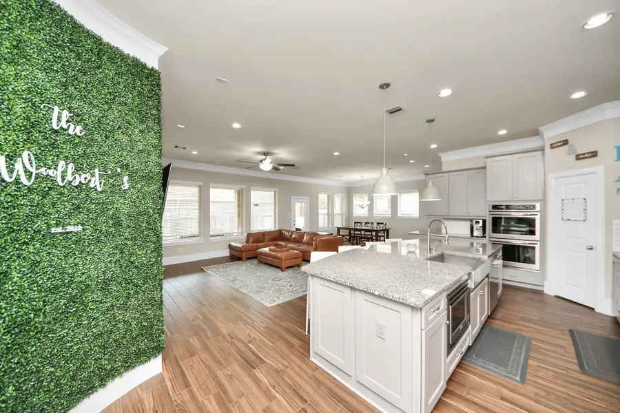 31201 Redwood Manor Court, Southeast Montgomery, TX 77386 - Image #3