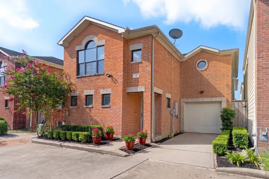 5951 South Loop E #10, Houston, TX 77033 - #2