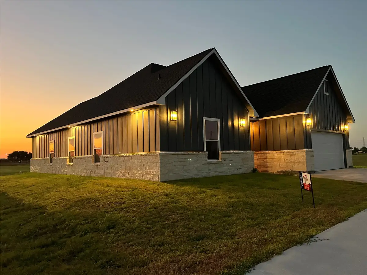 33416 Fm 521 Road, Angleton, TX 77515 - #1