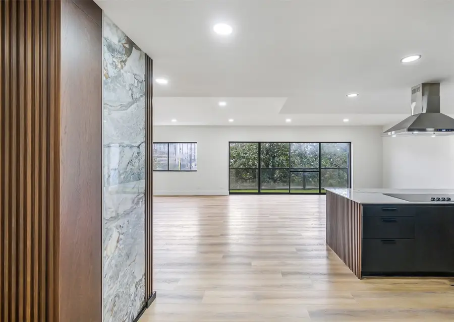 2929 Buffalo Speedway #A204, Houston, TX 77098 - Image #2